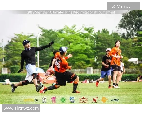 深圳飞盘队边路渗透战术解析与实战应用探讨