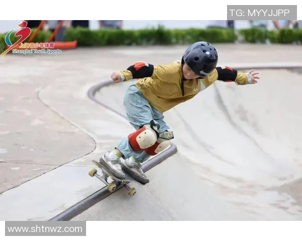 滑板文化的碰撞与成长上海滑板队的战术与团队精神解析