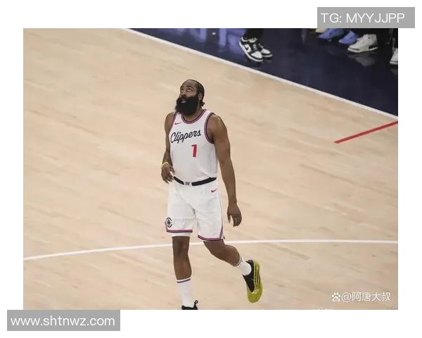 勇士与快船激战NBA15赛季经典对决回顾与精彩瞬间分析