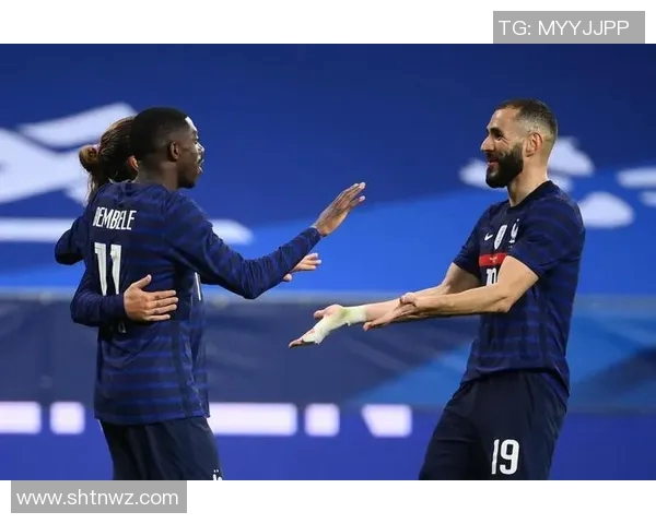 圣塔菲与国民竞技的激烈对决揭示了足球战术的魅力与球队精神的碰撞