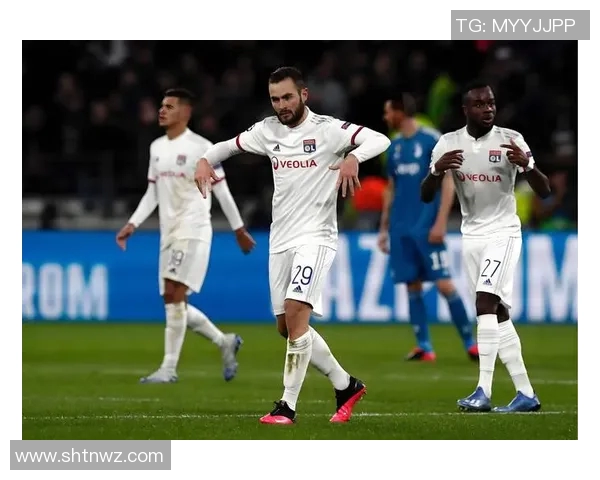 昂热主场迎战巴黎日耳曼双方争夺法甲积分大战精彩对决即将上演