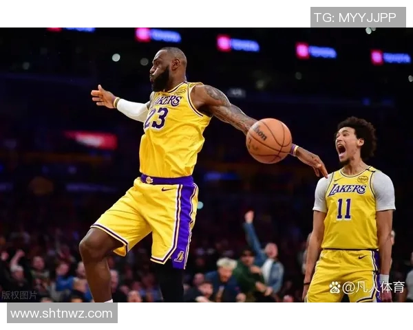 湖人对决热火精彩赛事360直播全程回顾与分析