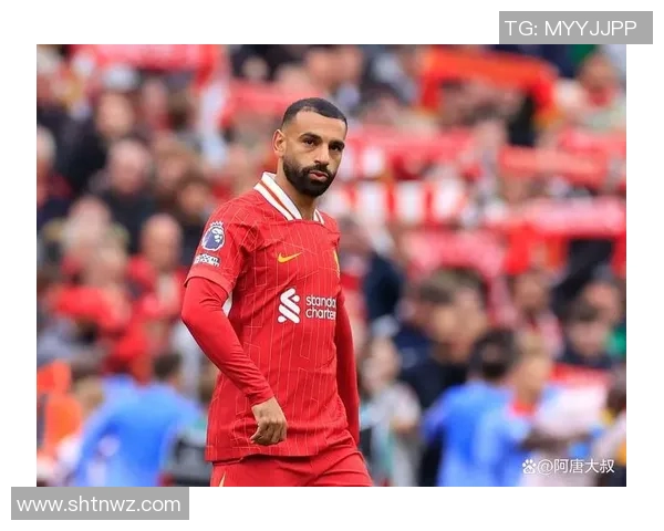 热刺与阿森纳激战正酣英超巅峰对决引发球迷热议与期待