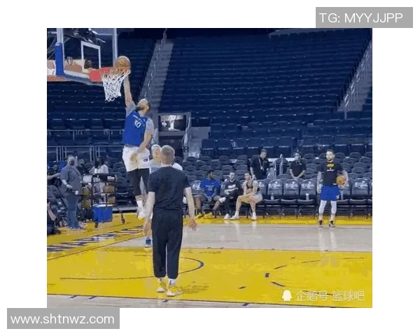 重庆篮球队灵活性引发热议球迷对战术调整的看法与期待 重庆篮球队灵活性引发热议球迷对战术调整的看法与期待