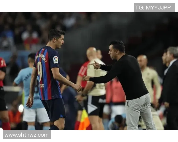 2011年阿森纳与巴塞罗那经典对决回顾与战术分析