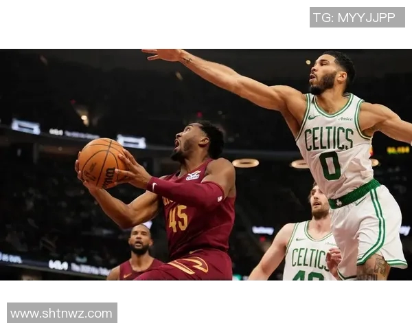 2017至2018赛季勇士与雷霆的精彩对决回顾与分析