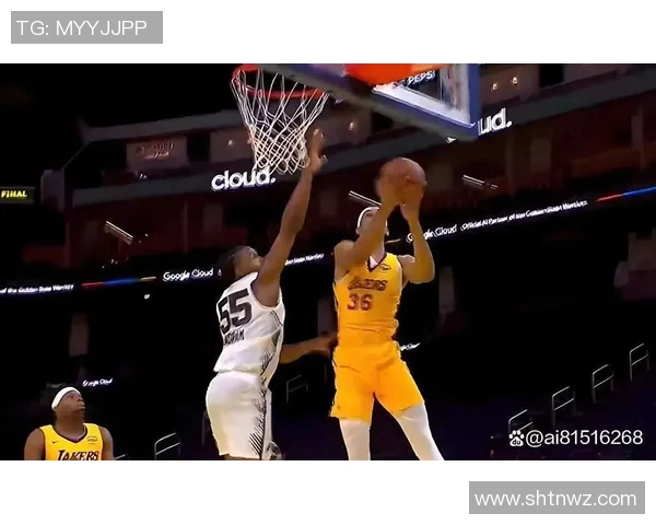 勇士与热火夏季联赛精彩对决展现年轻球员潜力与团队配合